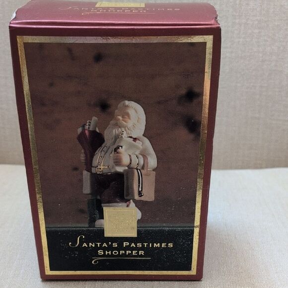 Lenox Santa's Pastimes Shopper Figurine Collectible Christmas Santa In Box - Picture 2 of 9